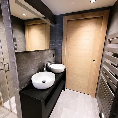 Apartament Le Stella - Elegance Et Confort Au Coeur Du Village Mae-1031